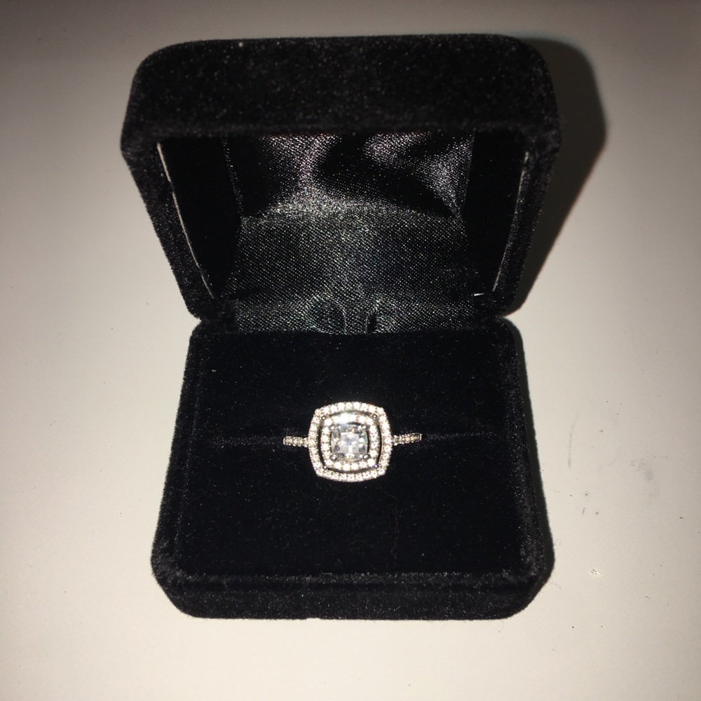 1.0 CT Princess Cut Engagement Ring